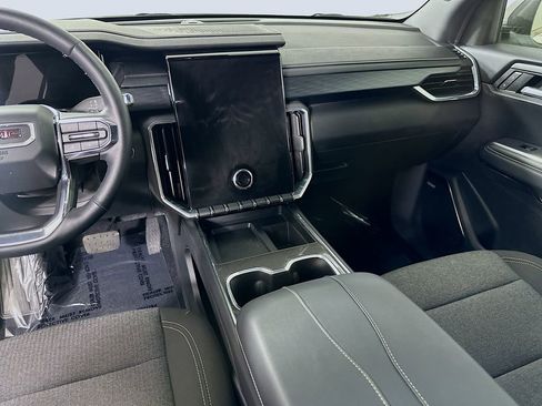 Used 2025 GMC Acadia Elevation image 20