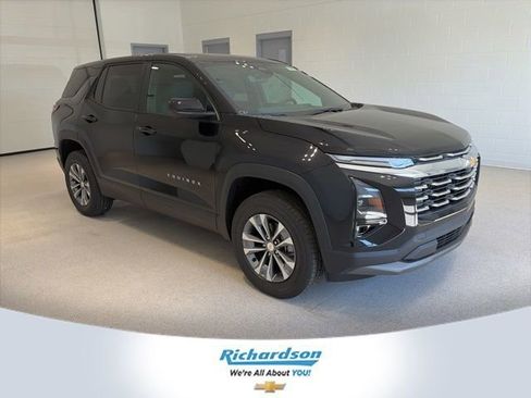 New 2026 Chevrolet Equinox LT image 1