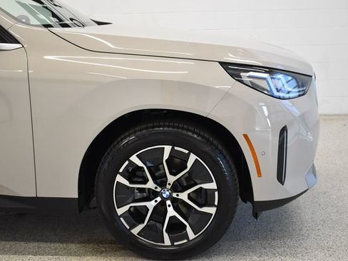 New 2026 BMW X3 xDrive30i w/ Premium Package AWD/4WD image 13
