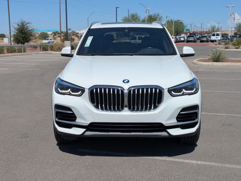Used 2022 BMW X5 xDrive45e w/ Climate Comfort Package image 8