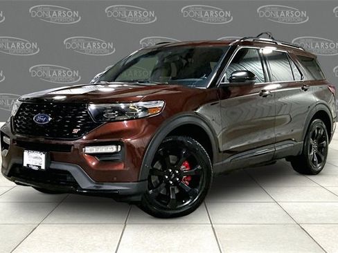 Used 2020 Ford Explorer ST w/ ST Street Pack image 3