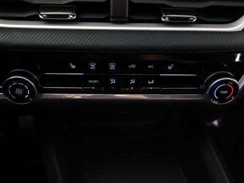 Used 2026 Chevrolet Equinox LT FWD image 50