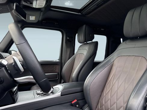 Used 2024 Mercedes-Benz G 550 image 21