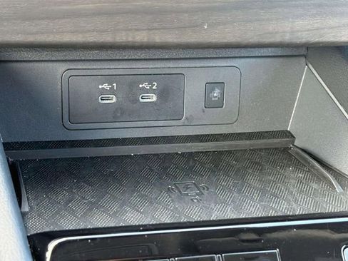 Certified 2025 Nissan Murano SV FWD image 16