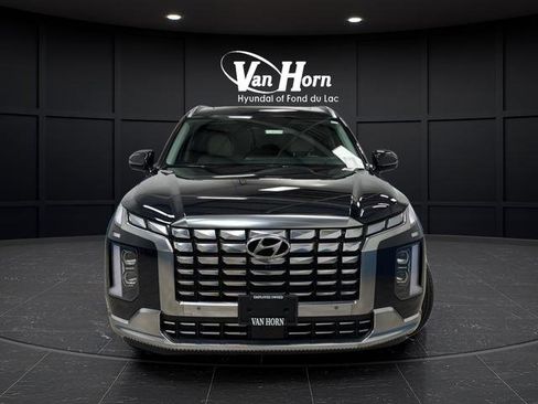 Used 2025 Hyundai Palisade Calligraphy image 2