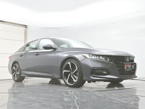 Used 2018 Honda Accord Sport image 29