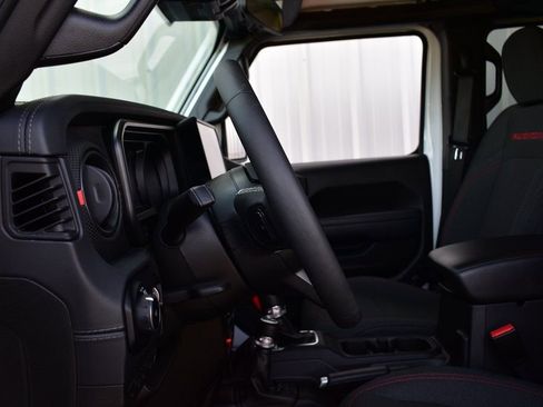 Used 2025 Jeep Wrangler Rubicon image 49