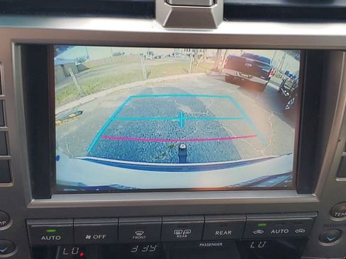 Used 2016 Lexus GX 460 w/ Premium Package image 19