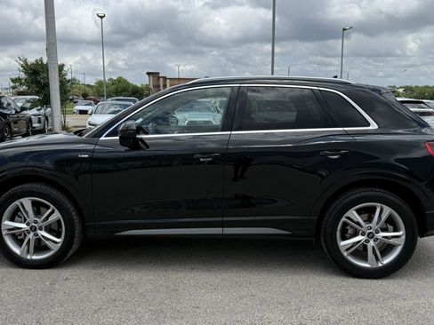 Used 2024 Audi Q3 2.0T Premium w/ Convenience Package AWD/4WD image 2