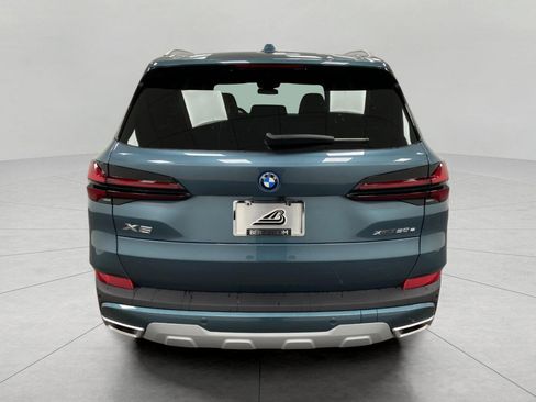 New 2026 BMW X5 xDrive50e image 4