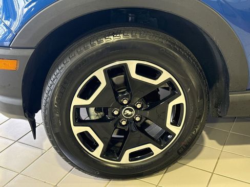 Used 2024 Ford Bronco Sport Outer Banks w/ Tech Package AWD/4WD image 13