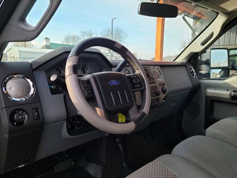 Used 2015 Ford F350 XLT w/ XLT Value Package image 9