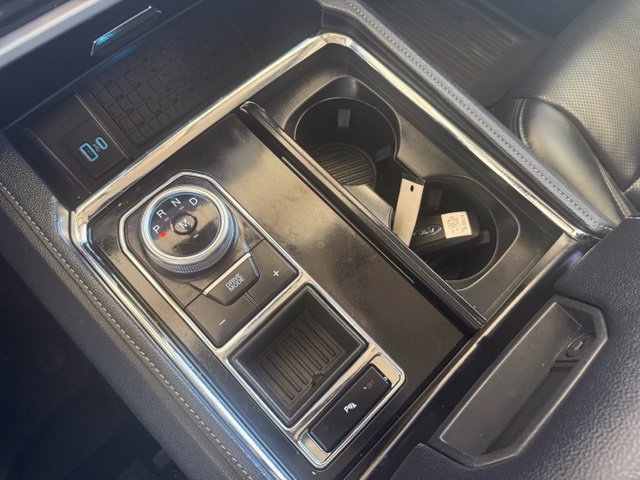 Used 2024 Ford Expedition XLT RWD image 25