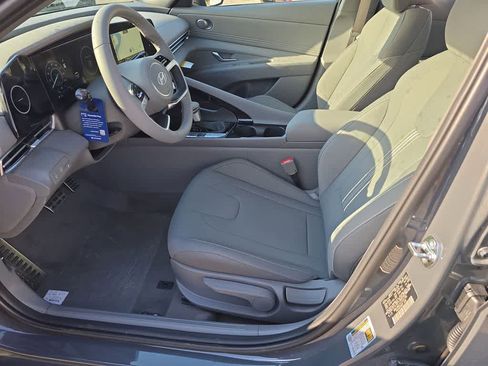 New 2026 Hyundai Elantra Sport FWD image 16