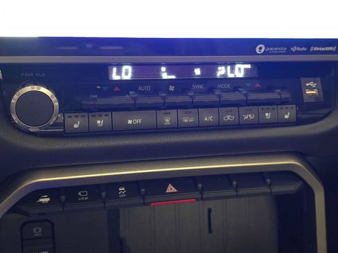 Certified 2024 Toyota Tundra Limited AWD/4WD image 15