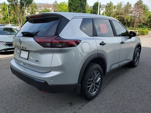 Certified 2025 Nissan Rogue S AWD/4WD image 4