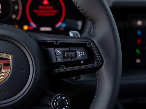 Certified 2026 Porsche Cayenne GTS image 26