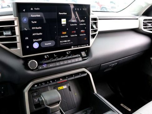 Used 2024 Toyota Tundra Limited image 14