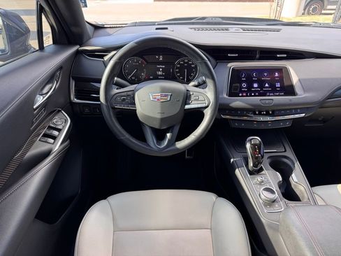 Used 2020 Cadillac XT4 Sport image 2