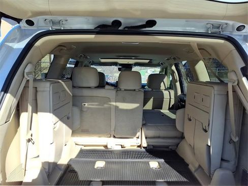 Used 2019 Lexus LX 570 4WD image 16