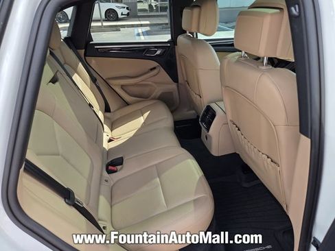 Used 2023 Porsche Macan Turbo AWD/4WD image 15