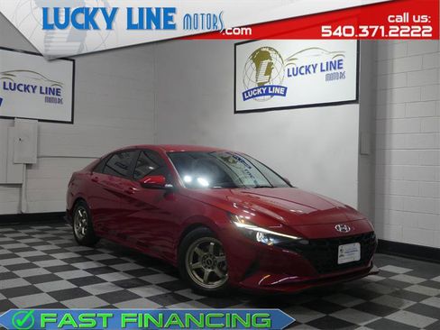 Used 2022 Hyundai Elantra SEL FWD image 1