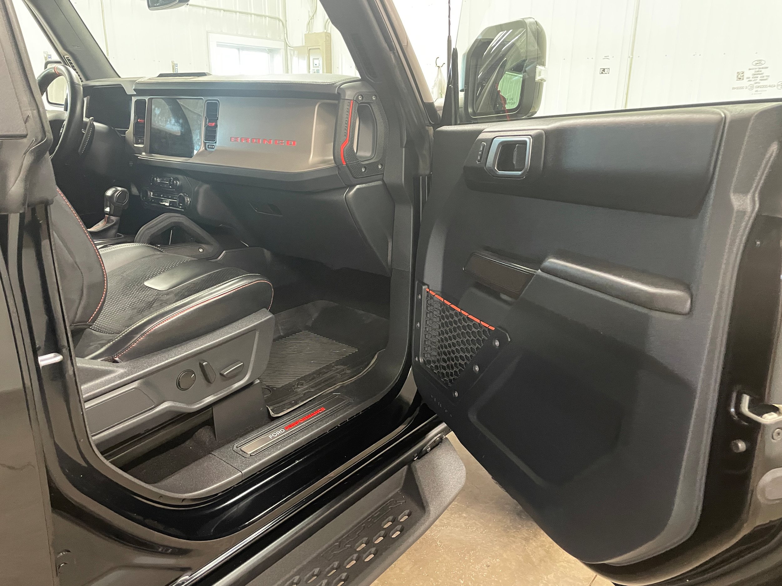 Used 2024 Ford Bronco Raptor AWD/4WD image 33