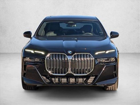 Certified 2023 BMW 740i 740i w/ Parking Assistance Package image 2