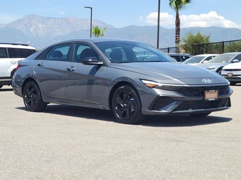New 2026 Hyundai Elantra SEL Sport FWD image 34