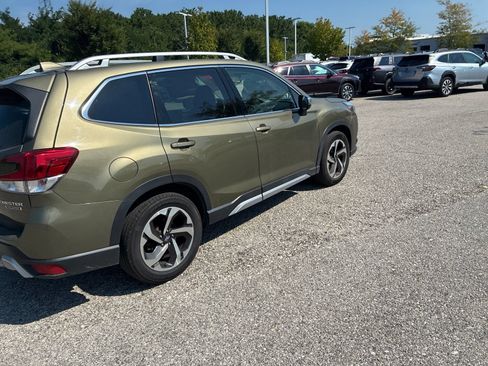 Certified 2023 Subaru Forester Touring AWD/4WD image 15