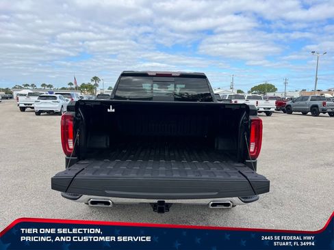 New 2026 GMC Sierra 1500 SLT w/ SLT Premium Plus Package AWD/4WD image 17