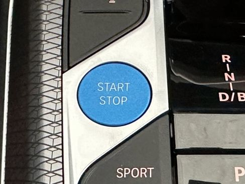 Used 2025 BMW i4 eDrive40 w/ Premium Package image 22