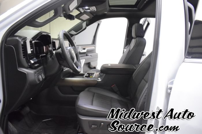 Used 2026 Chevrolet Silverado 3500 High Country w/ High Country Premium Package AWD/4WD image 19