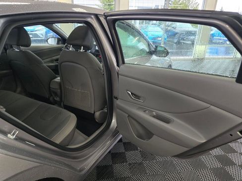 New 2026 Hyundai Elantra SEL Sport image 37