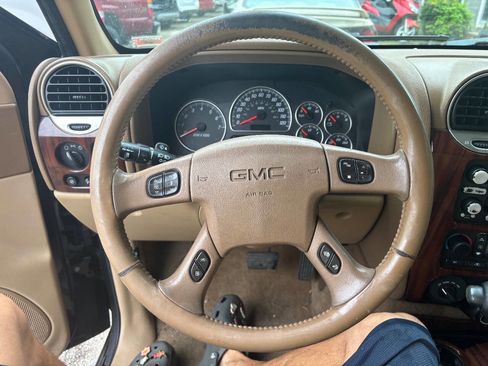 Used 2002 GMC Envoy XL SLT image 18