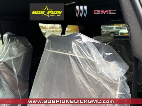 New 2026 GMC Yukon XL Denali Ultimate w/ LPO, Illumination Package image 5