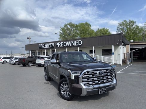 Used 2023 Toyota Tundra 1794 Edition image 29