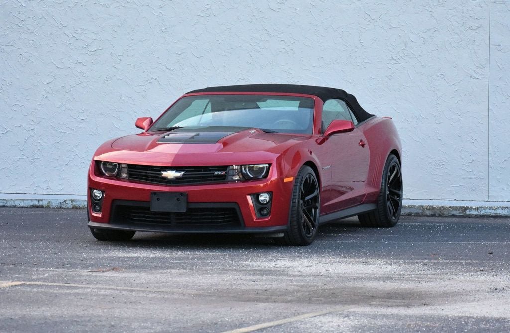Used 2013 Chevrolet Camaro ZL1 RWD image 26