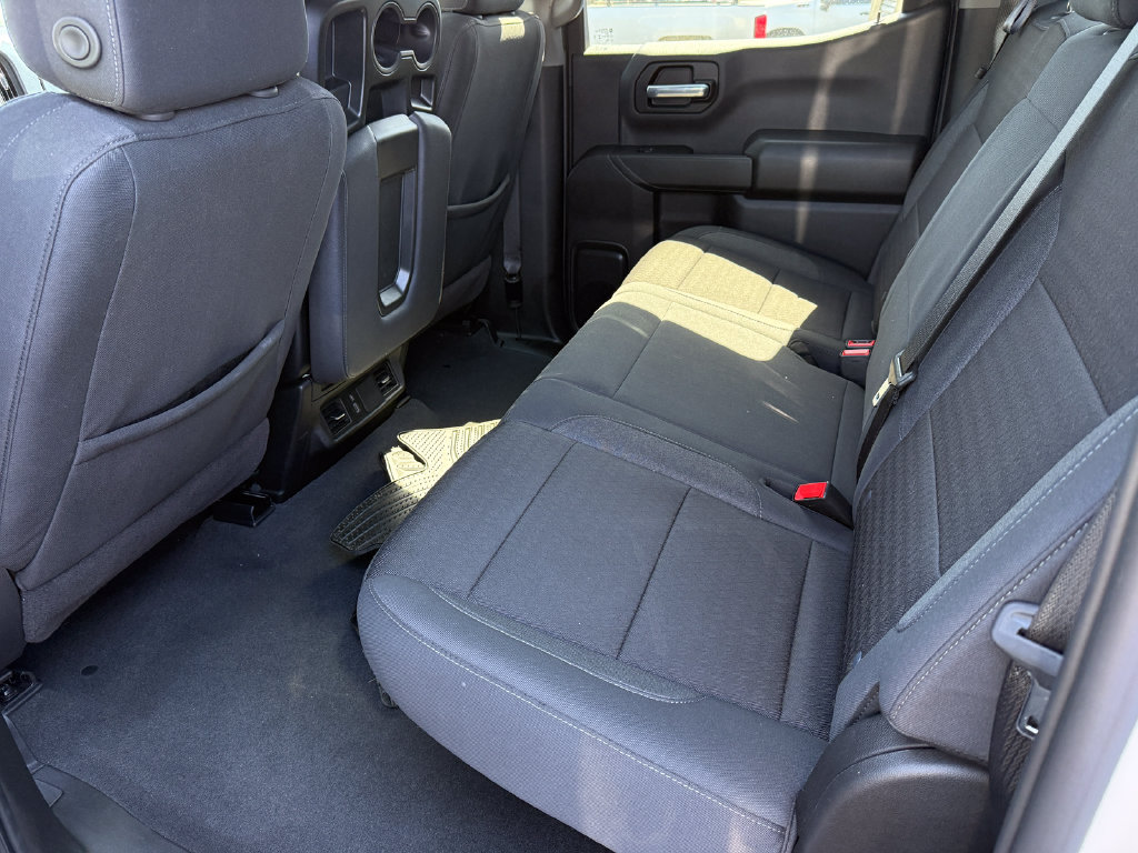Used 2026 Chevrolet Silverado 1500 Custom w/ Turbomax Blackout Package AWD/4WD image 18