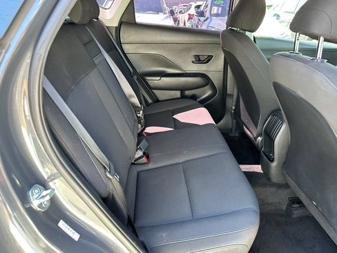 Used 2024 Hyundai Kona SE FWD image 18