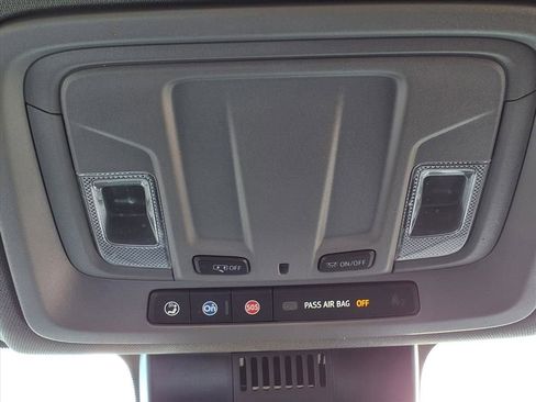 Used 2024 Chevrolet Silverado 2500 Custom w/ Custom Value Package image 24