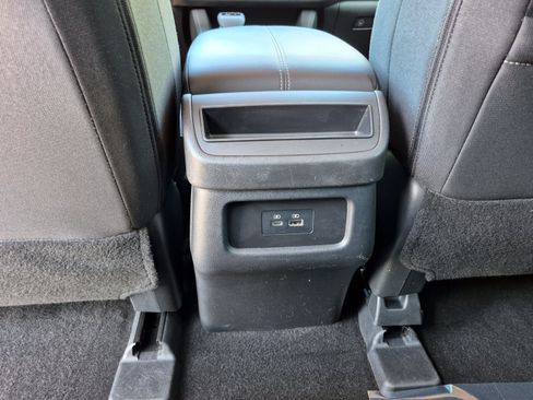 Certified 2025 Nissan Pathfinder S FWD image 16