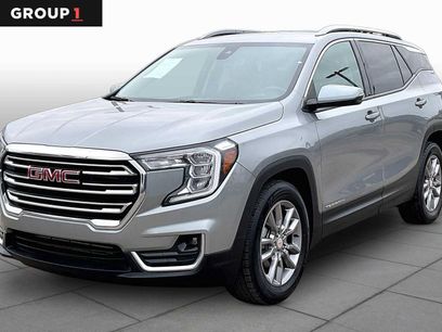 Used 2024 GMC Terrain SLT