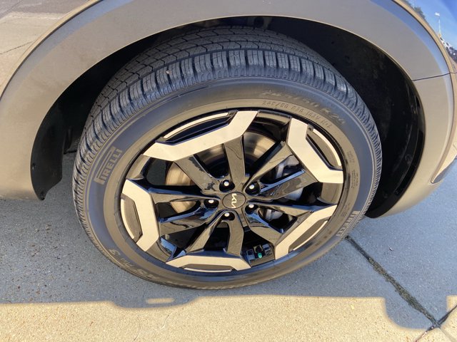 Used 2025 Kia Telluride S FWD image 39