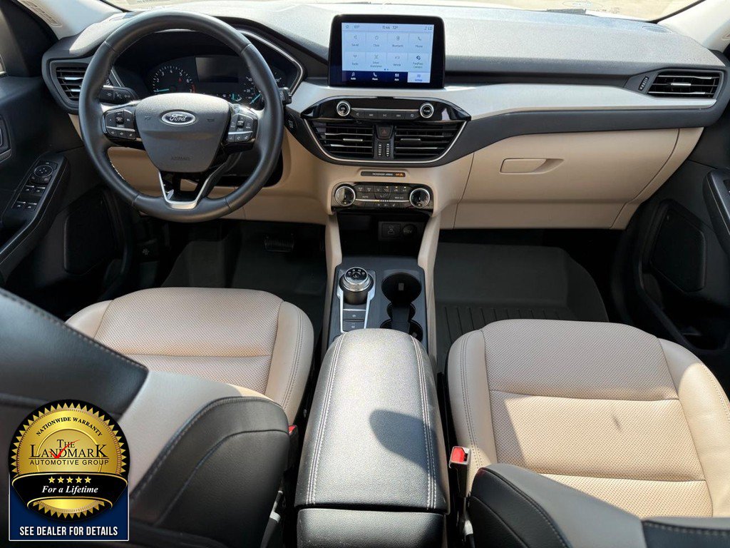 Used 2022 Ford Escape SEL FWD image 16
