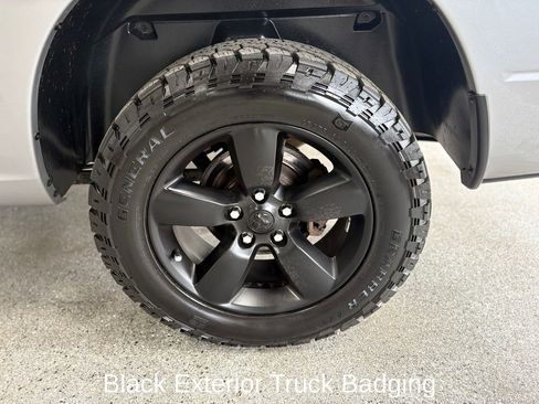 Used 2021 RAM 1500 Express w/ Wheel & Sound Group AWD/4WD image 23
