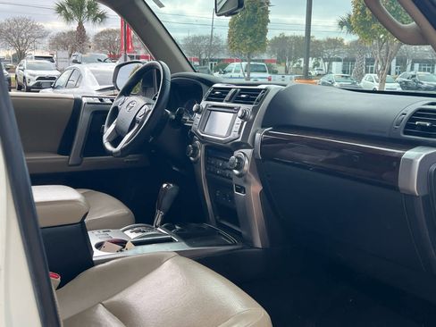 Used 2018 Toyota 4Runner Limited image 15