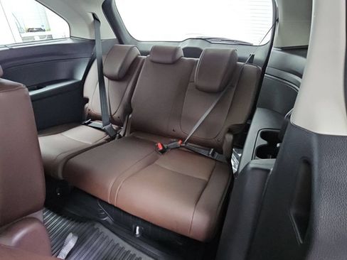 New 2026 Honda Odyssey Touring image 34