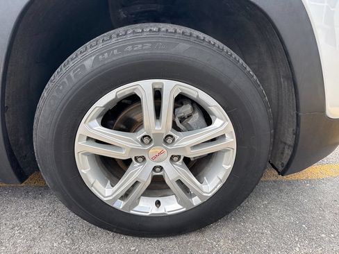 Used 2019 GMC Terrain SLE w/ Driver Convenience Package AWD/4WD image 5