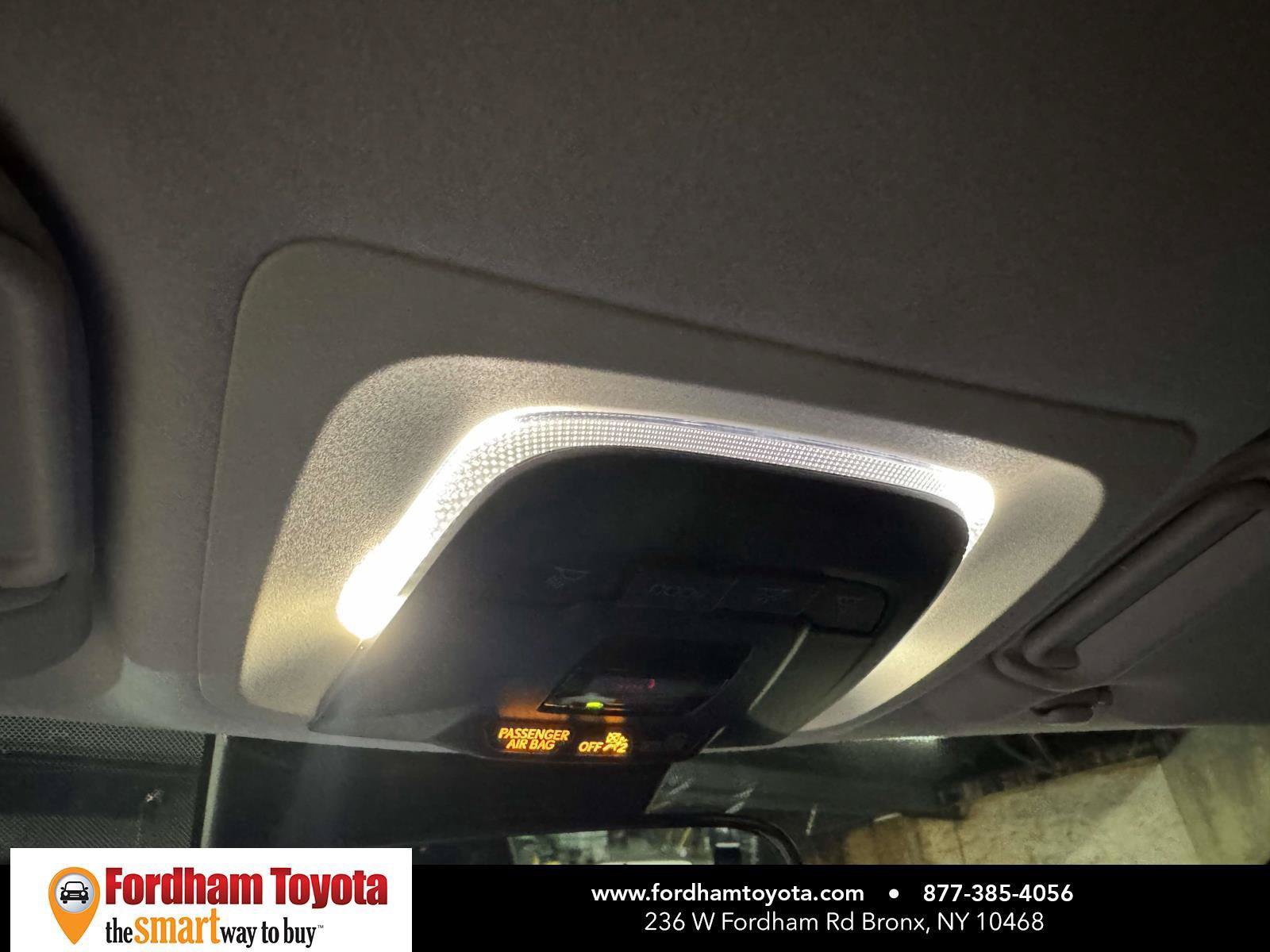 Used 2024 Toyota Corolla LE FWD image 29
